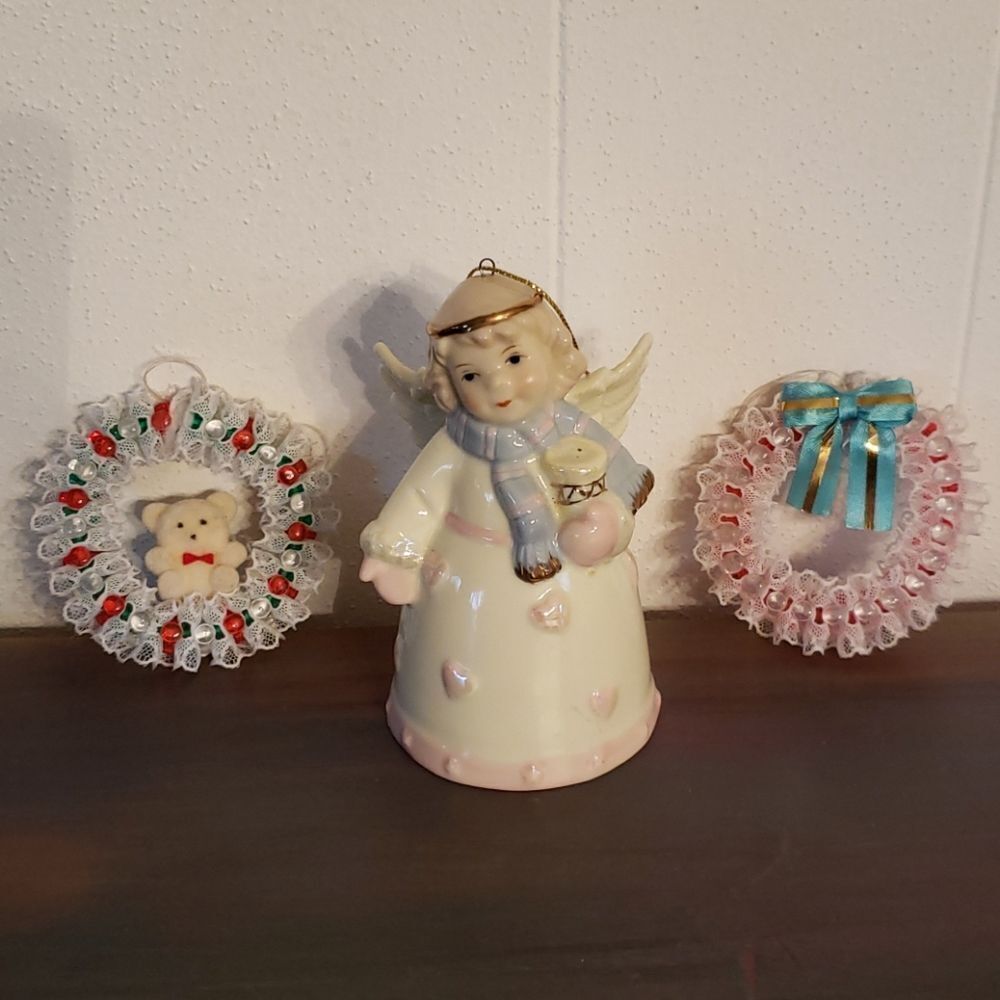 Lot of 3 Vintage Christmas Ornaments